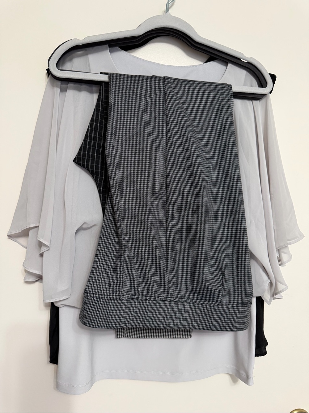5 Piece Wardrobe Capsule- Business Career Work Wear